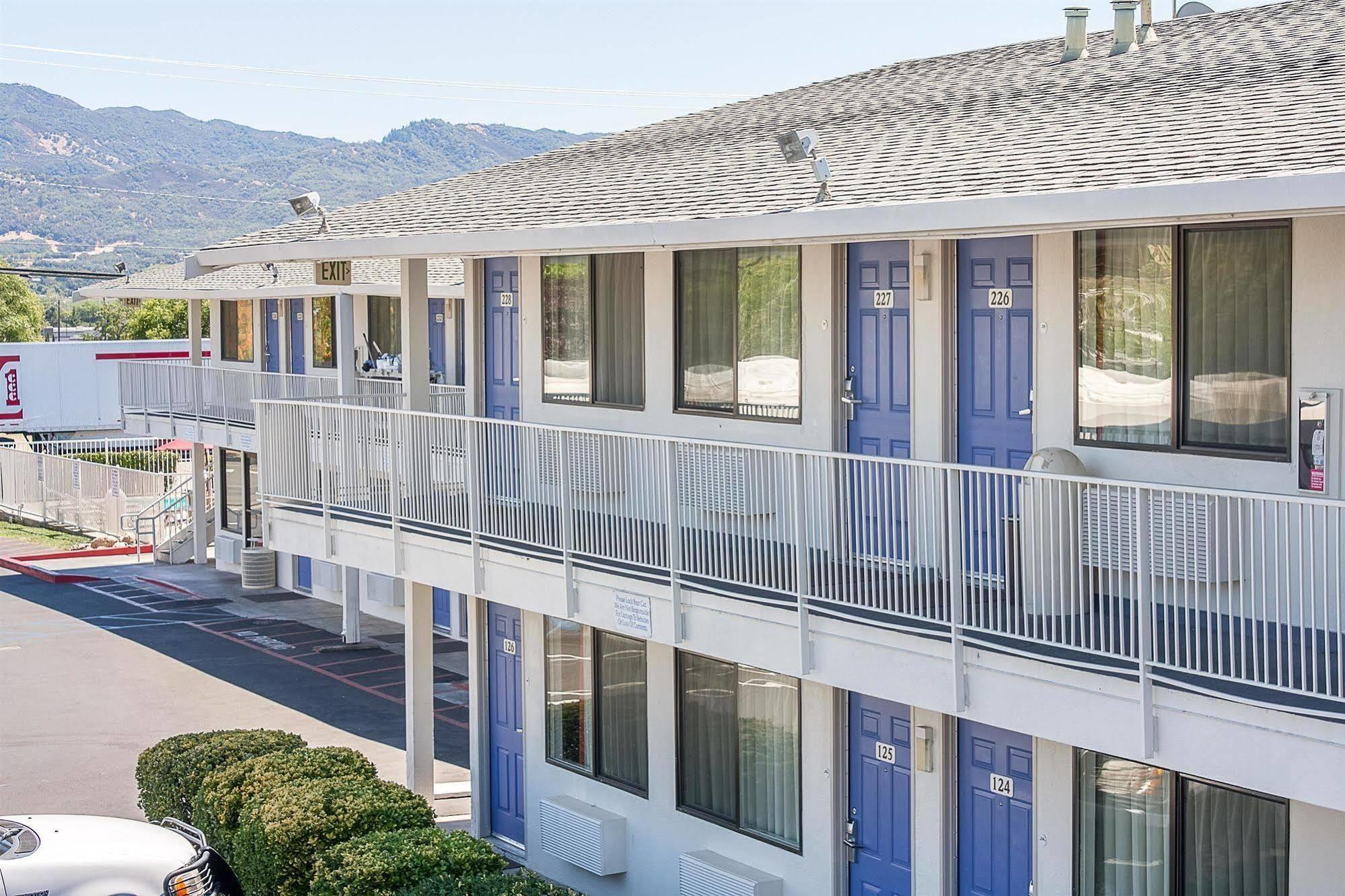 Motel 6-Ukiah, Ca Екстериор снимка