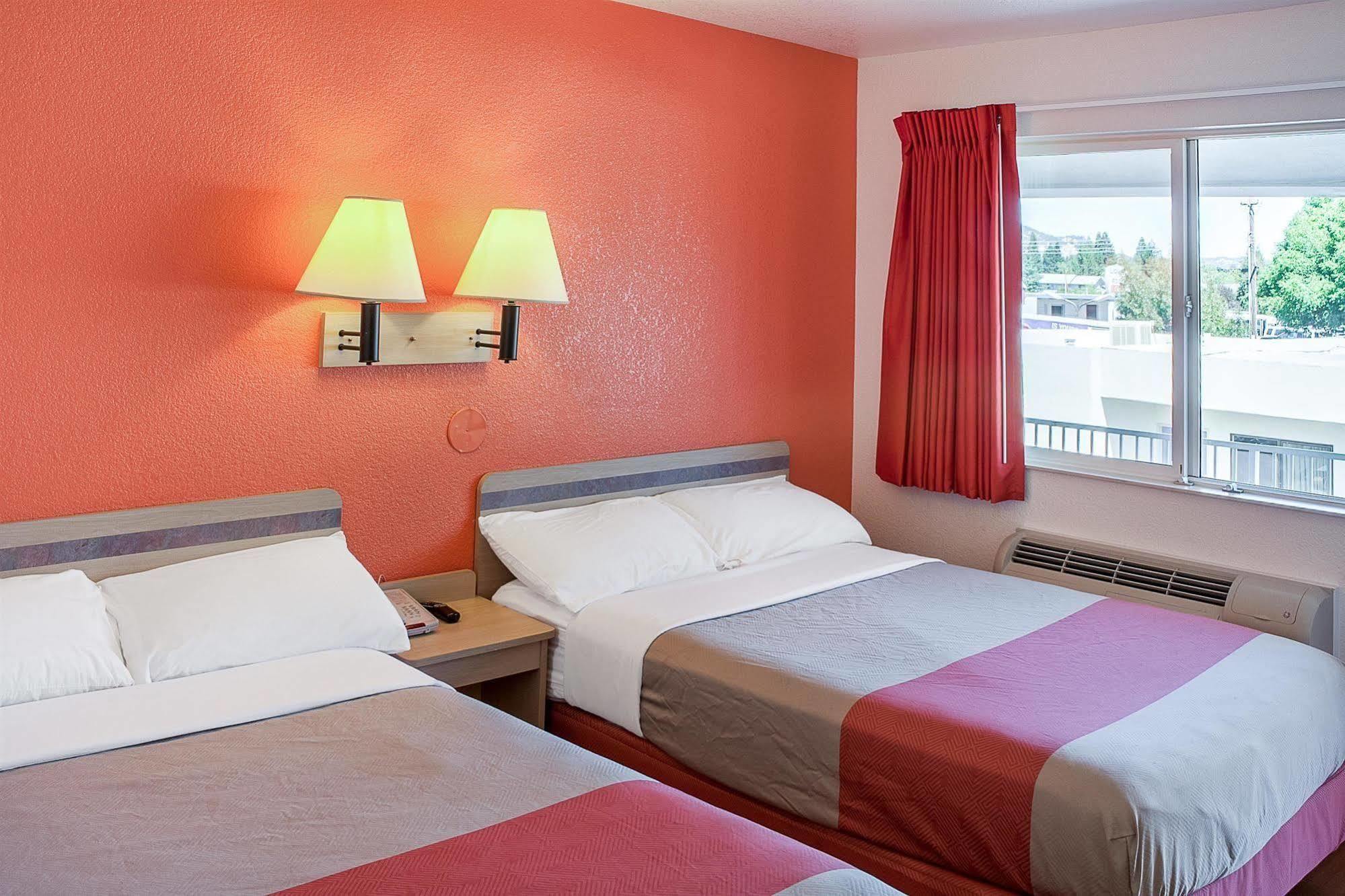 Motel 6-Ukiah, Ca Екстериор снимка