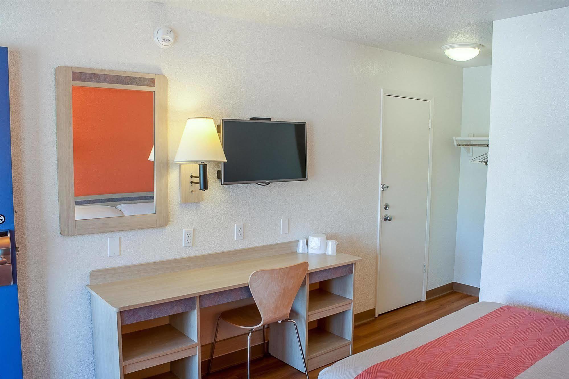 Motel 6-Ukiah, Ca Екстериор снимка